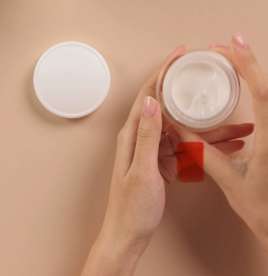 Loreal triple active day moisturizer شێدارکەرەوەی لۆریاڵ